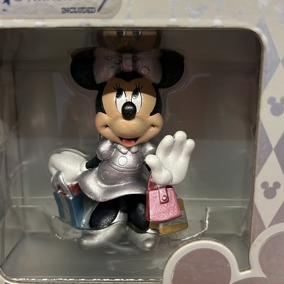 New Disney D23 Limited Edition Ornament - Minnie Mouse - 25th Anniversary - Picture 2 of 5